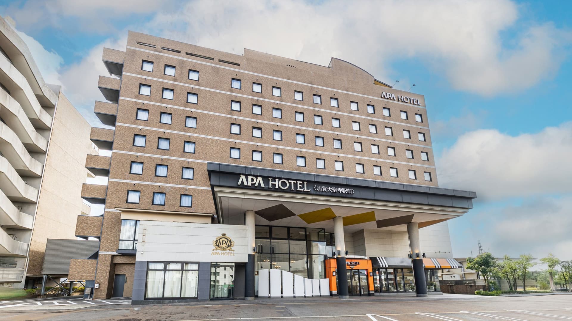 アパホテル〈加賀大聖寺駅前〉