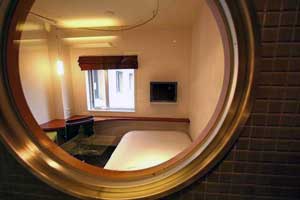 ｔｈｅ　ｂ　赤坂（ザビー　あかさか） 2