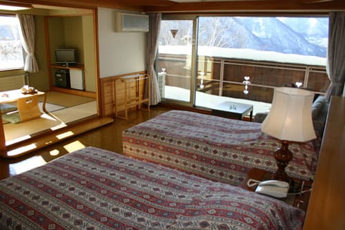 ホテルホワイトイン北志賀 2