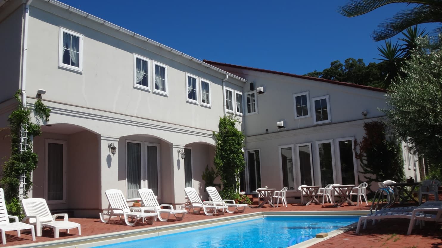 LA TIPASA (ティパサ)