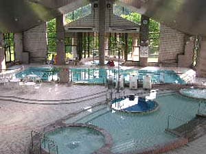 秋田県健康増進交流センター　ユフォーレ 2