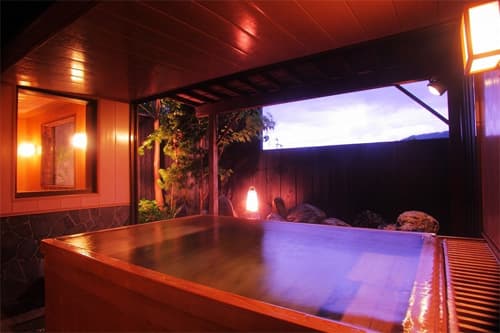 星降る高原の小さなホテル　白馬ベルグハウス 2