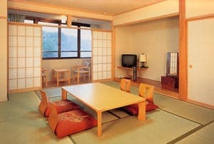 湖畔の宿　藤屋旅館 2