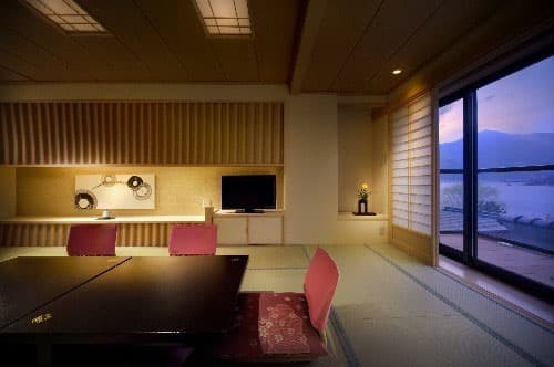 富士河口湖温泉　湖南荘 2