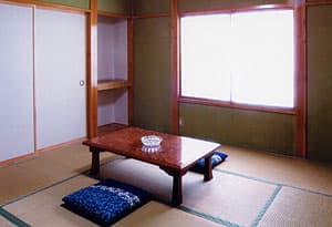 ロッヂニューひとみ 2