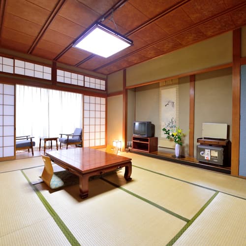 旅館　やまむろ 2