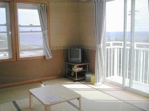 シーサイドペンション波音 2