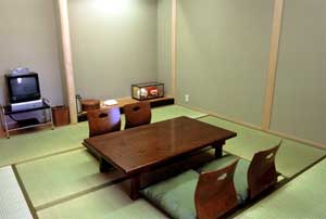 ビジネスホテル泰平別館 2