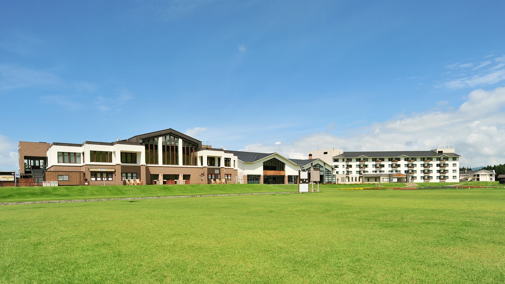 ＪＡＭ福井勝山東急ホテル＆リゾーツ（旧：東急リゾートホテルハーヴェストスキージャム勝山）