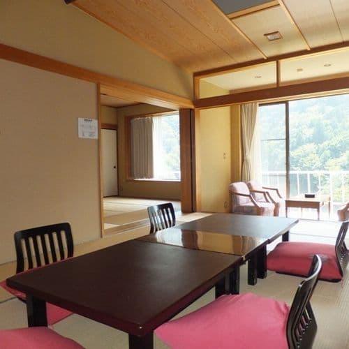 湯の山温泉　彩向陽（いろどりこうよう） 2