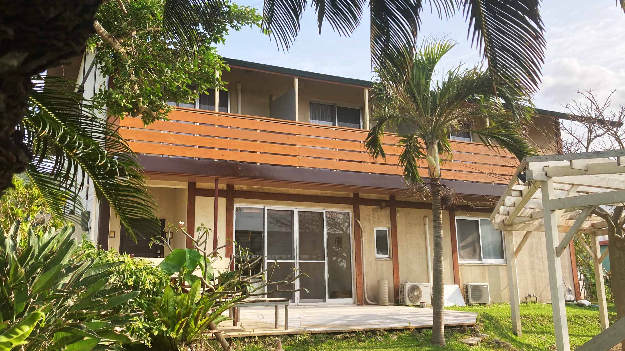 Ｂｅａｃｈ　ａｎｄ　Ｍｏｕｎｔａｉｎ（旧：石垣島北部のお宿　海すずめ）＜石垣島＞