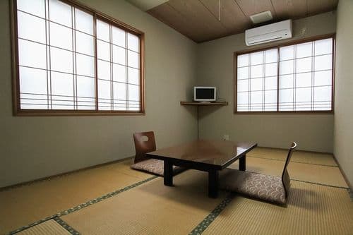 由良温泉　民宿　本間義一 2