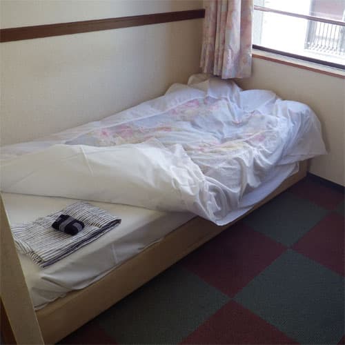 ビジネスホテル　平谷 2