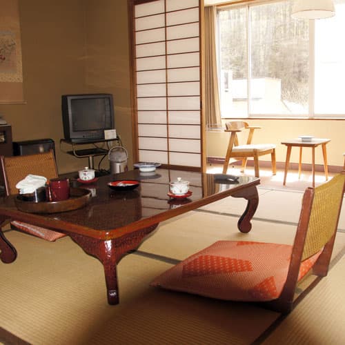 霊泉寺温泉　和泉屋旅館 2