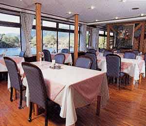 由布院温泉　ペンション金鱗湖　豊の国 2