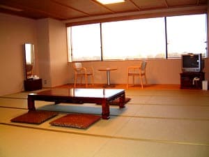 さくらマンダリン（旧：ＨＯＴＥＬ　湯ぱらだいす佐倉） 2