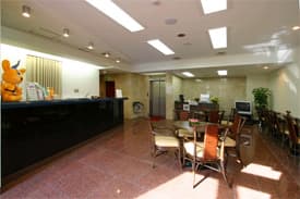 新宿アーバンホテル 2