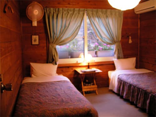 ＰＥＮＳＩＯＮ　山林舎＜熊本県＞ 2