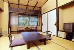 月山志津温泉　変若水の湯　つたや 2