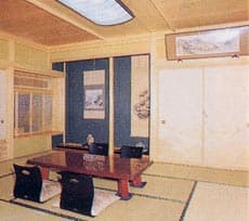 ニューさかえや 2