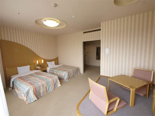 日田温泉　はなの樹　ＲＩＶＥＲ　ＴＥＲＲＡＣＥ 2