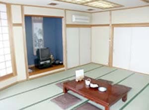 里山の隠れ宿　花富亭 2