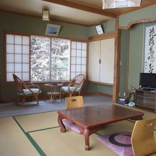 四万温泉　はつしろ旅館 2