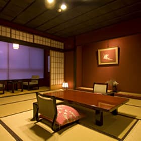 加賀屋グループ　料理旅館　金沢茶屋 2