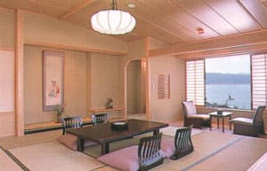 信州・上諏訪温泉　琥珀色の自家源泉を持つ宿【ホテル鷺乃湯】 2