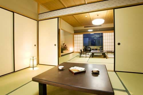 長良川清流ホテル（旧ホテル長良川の郷） 2