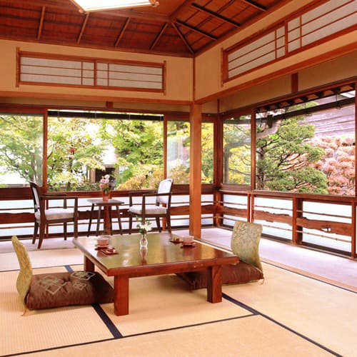 有形文化財の宿　旅館かみなか 2