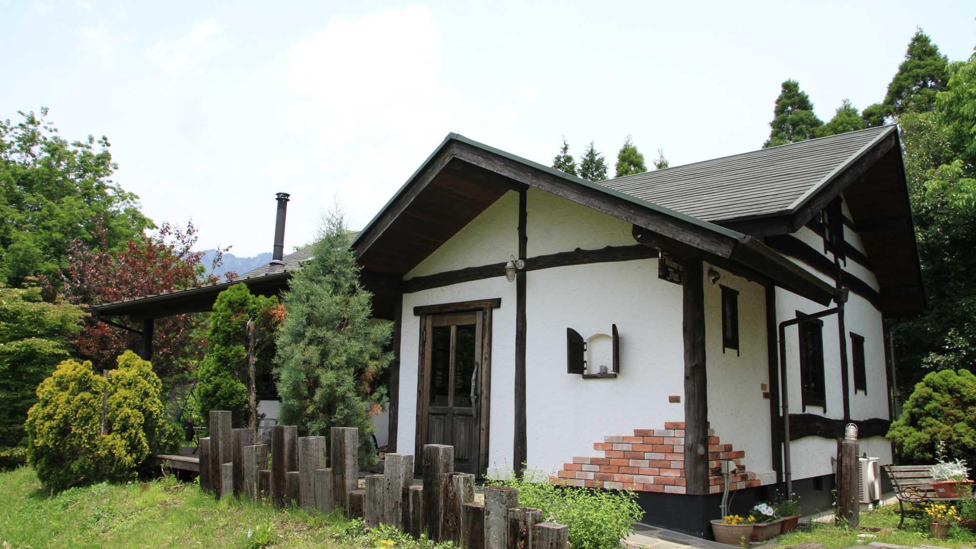 阿蘇山麓の宿　ジクウ舎