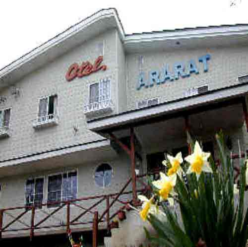 オテル　アララット