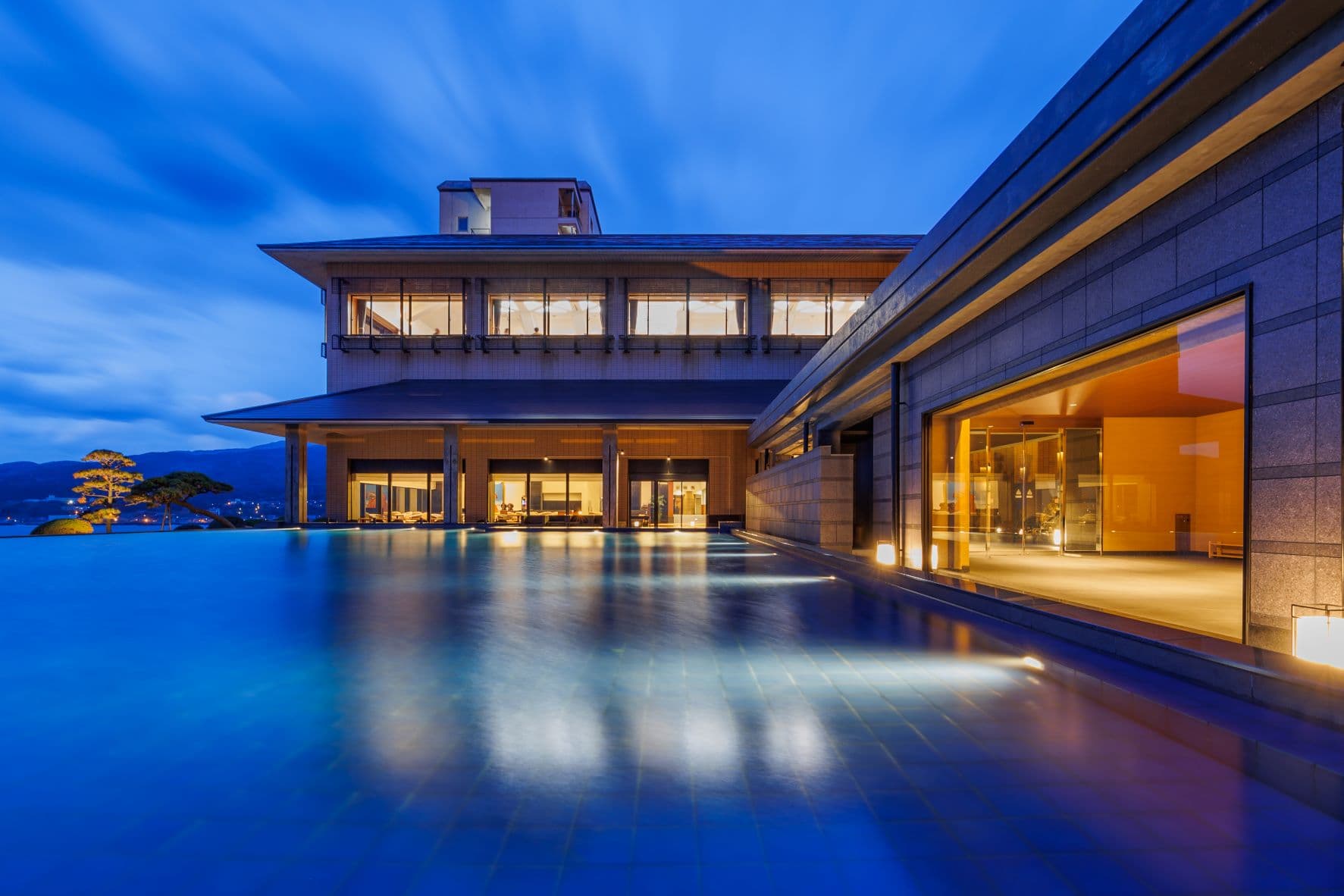 ＨＯＴＥＬ　ＯＯＳＡＤＯ＜佐渡島＞