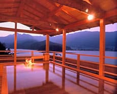 富士河口湖温泉　若草の宿　丸栄 2