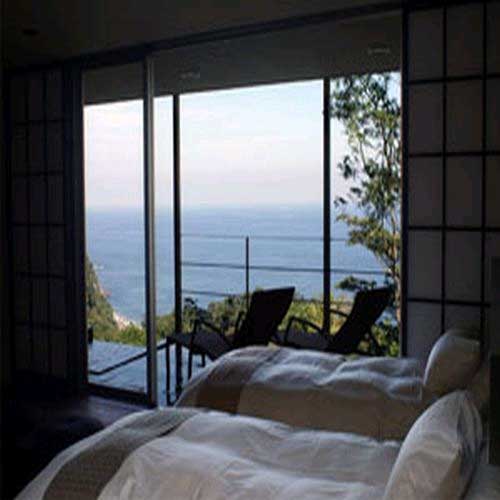 源泉と離れのお宿　月 2