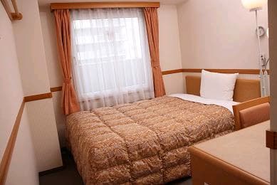 東横ＩＮＮ大阪谷四交差点 2