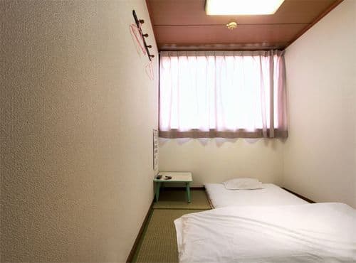 ビジネスホテル　和香 2