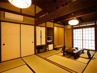 由布院温泉　ゆふいん　旅庵　和山豊 2