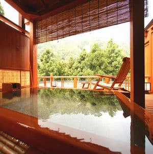 伊香保温泉　人気の露天風呂付客室と美味に和む宿　かのうや 2