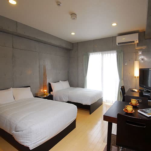 那覇ウエスト・イン 2