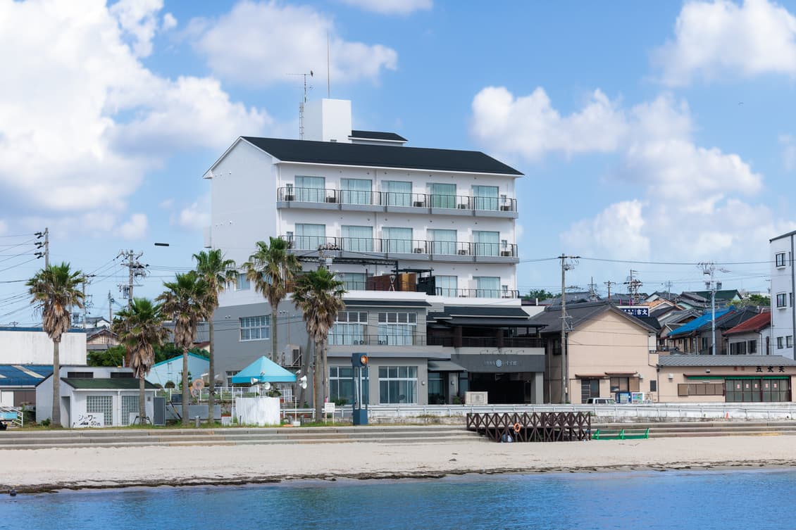 日間賀島　いすず館
