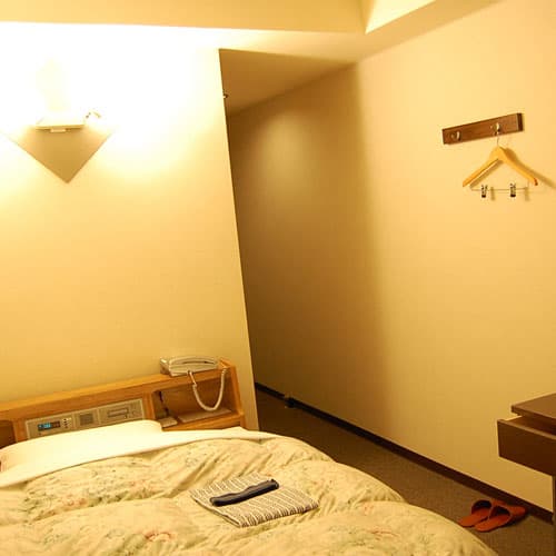 パープルホテル二日市 2