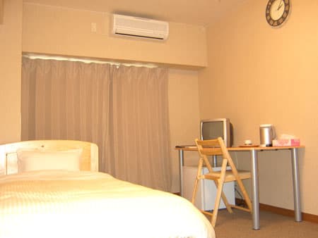 コンビニＡｙｅｒｓＲｏｃｋホテル石巻 2