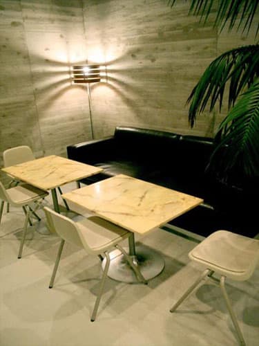 カンガルーホテル 2