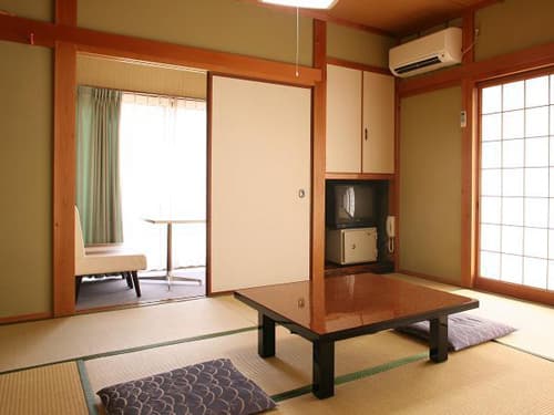 夕日ヶ浦温泉　岬別館　岩城 2