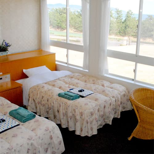 ネスト・ウエストガーデン土佐 2