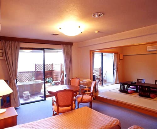 熱海温泉　味と湯の宿　ニューとみよし 2