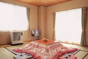 ハチ高原　かつみや 2