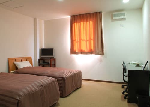 勝田プラザビジネスホテル 2